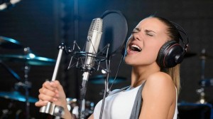 Как подготовить голос к занятиям вокалом: базовые упражнения и режим нагрузки Как подготовить голос к занятиям вокалом: базовые упражнения и режим нагрузки